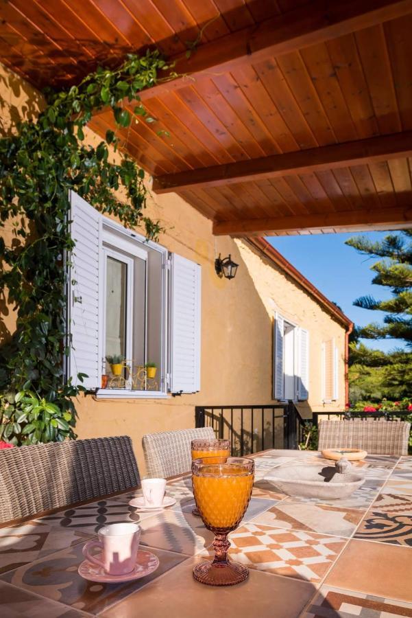 Casa Arokaria Apartment Petaliana Luaran gambar